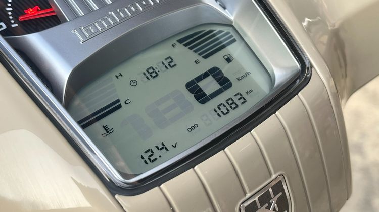 Lambretta X300 จดปี 23 ไมล์ 1083 km. รูปที่ 3
