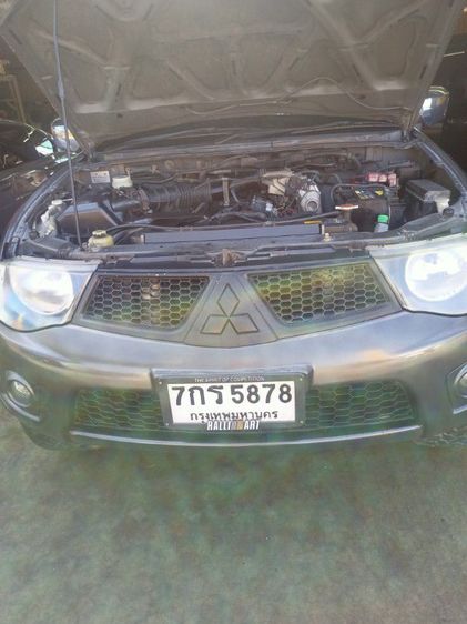 Mitsubishi Triton 2012 2.4 GT Plus Pickup เบนซิน เกียร์ธรรมดา เทา รูปที่ 3