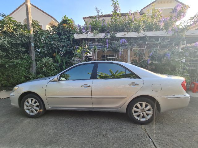 Toyota Camry 2004 2.4 Q Sedan เบนซิน ไม่ติดแก๊ส เกียร์อัตโนมัติ เทา รูปที่ 4