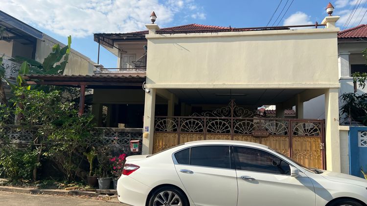 บ้านเดี่ยว หมู่บ้าน ช.รุ่งเรือง6,7