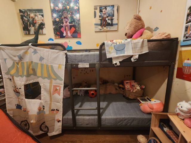 ขายเตียง 2 ชั้น IKEA สภาพเหมือนใหม่ แถมที่นอน 1 หลังฟรี มารับและถอดเอง