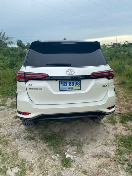 Toyota Fortuner 2022 2.8 LEGENDER 4WD AT Utility-car ดีเซล เกียร์อัตโนมัติ ขาว รูปที่ 2