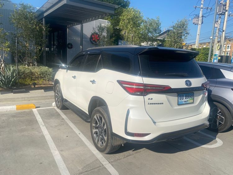 Toyota Fortuner 2022 2.8 LEGENDER 4WD AT Utility-car ดีเซล เกียร์อัตโนมัติ ขาว รูปที่ 4