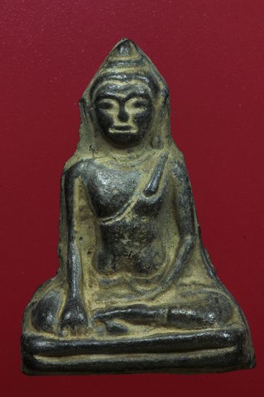 พระร่วงนั่งสวยๆค่ะเก่าค่ะ