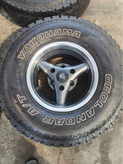แม็ก ENKEI ขอบ 15  6 รู พร้อมยาง Yokohama 31  X10.5ปี24 สภาพ 90 ชุดละ 18,000 บาทครับ รูปที่ 11