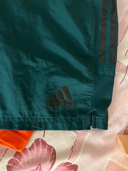 Adidas รูปที่ 2