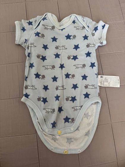 uniqlo เสื้อเด็ก 6-12 เดือน (70cm) มือสอง ใหม่ๆ ขายยกชุดค่ะ 7ตัว รูปที่ 2