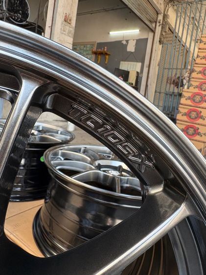 ล้อแม็กมือ1 ขอบ17 TC105X 5รู114 กว้าง8 ออฟ35 สีไฮเปอร์แบล็ค ล้อเบา FLOW FORMING งานJP งานสวยมากๆ รูปที่ 7