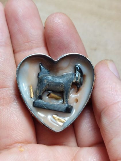 เครื่องรางแพะเขาควายหลวงพ่ออ่ำในตลับสีผึ้ง รูปที่ 6