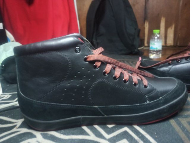 รองเท้าผ้าใบ fitflop รูปที่ 2