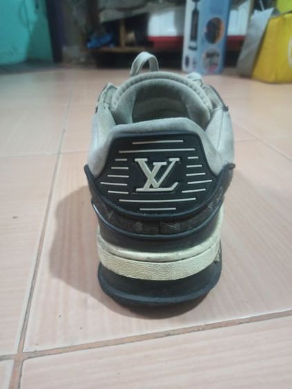 รองเท้าผ้าใบ Louis Vuitton Trainer รูปที่ 4