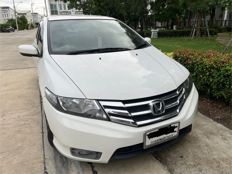 รถ Honda City 1.5 V i-VTEC สี ขาว
