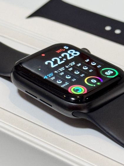Apple Watch Series 6 ขนาด 44mm Space Gray สภาพสวย อุปกรณ์ครบกล่อง รูปที่ 2