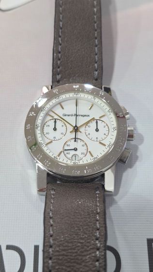 Girard-Perregaux 7700 Men Watch รูปที่ 2