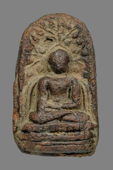 พระคงลำพูน 