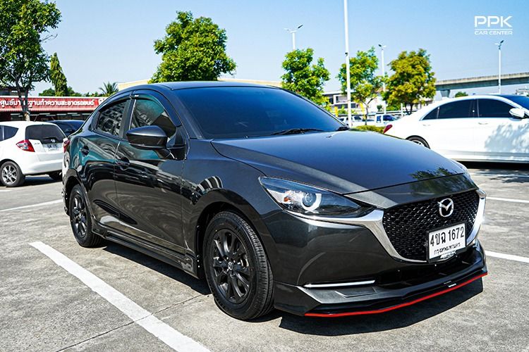 Mazda Mazda 2 2023 1.3 Skyactiv-G S Leather Sedan Sedan เบนซิน ไม่ติดแก๊ส เกียร์อัตโนมัติ เทา รูปที่ 3