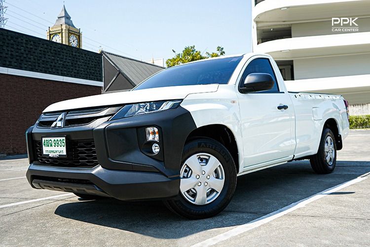 รถ Mitsubishi Triton 2.5 GL สี เทา
