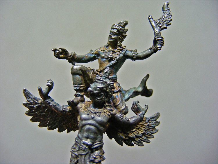 รุ่นแรก สร้างน้อย เทพพระราหูทรงครุฑ หายาก