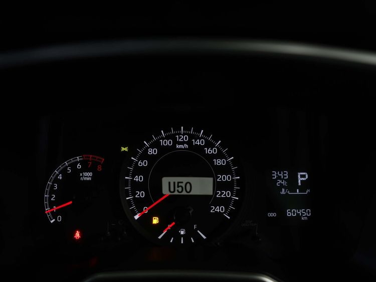 Toyota Altis 2023 1.6 G Sedan เบนซิน ไม่ติดแก๊ส เกียร์อัตโนมัติ ขาว รูปที่ 3