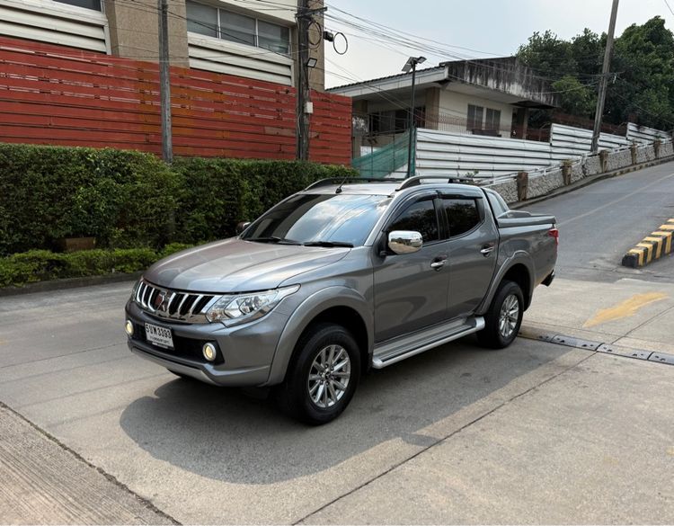 รถ Mitsubishi Triton 2.4 Plus GLS Limited สี เทา