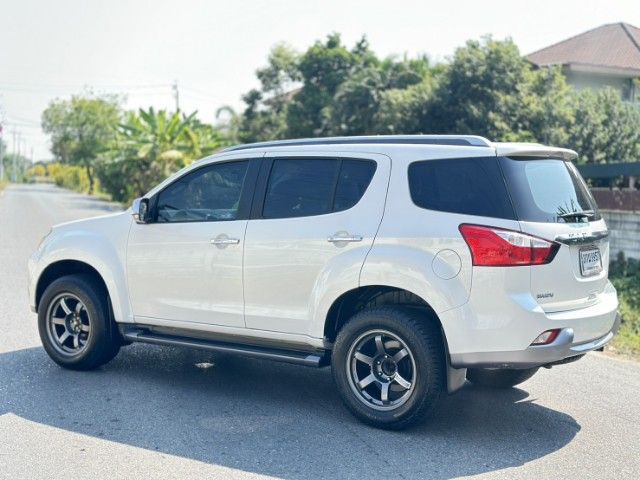 Isuzu MU-X 2014 2.5 Utility-car ดีเซล ไม่ติดแก๊ส เกียร์อัตโนมัติ ขาว รูปที่ 4