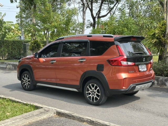 Suzuki XL7 2022 1.5 GLX Utility-car เบนซิน ไม่ติดแก๊ส เกียร์อัตโนมัติ ส้ม รูปที่ 4
