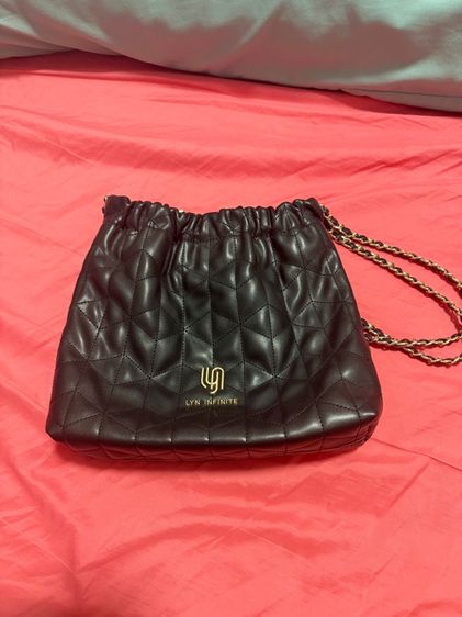 Lyn แท้มือสอง มีถุง ใบเสร็จ ถุงผ้า ตอนซื้อจาช็อป ป้ายแทร็ก ครบคะ รูปที่ 12