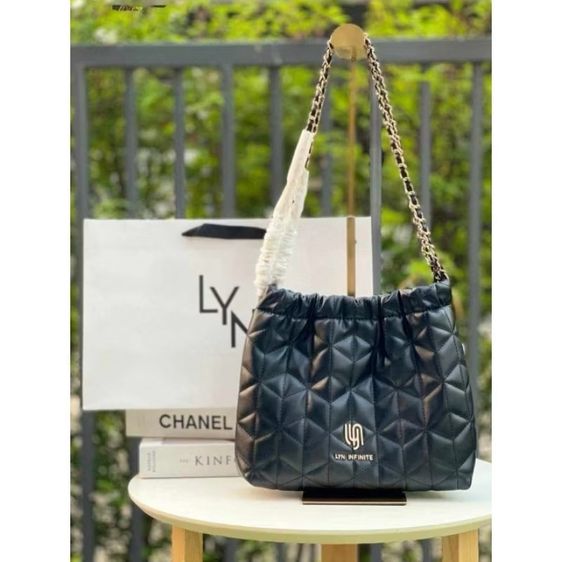 Lyn แท้มือสอง มีถุง ใบเสร็จ ถุงผ้า ตอนซื้อจาช็อป ป้ายแทร็ก ครบคะ รูปที่ 4