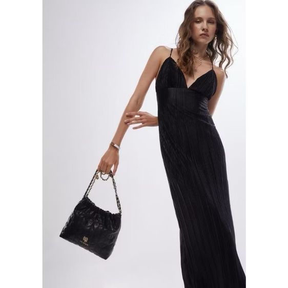 Lyn แท้มือสอง มีถุง ใบเสร็จ ถุงผ้า ตอนซื้อจาช็อป ป้ายแทร็ก ครบคะ รูปที่ 2