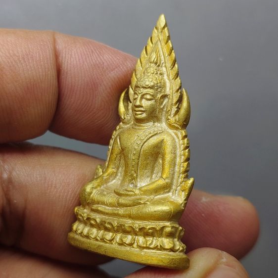 พระพุทธชินราช ย้อนยุคอินโดจีน รุ่นมหาจักรพรรดิ เนื้อทองระฆังเก่า วัดพระศรีรัตนมหาธาตุฯ ปี2555 พร้อมกล่องเดิม รูปที่ 5