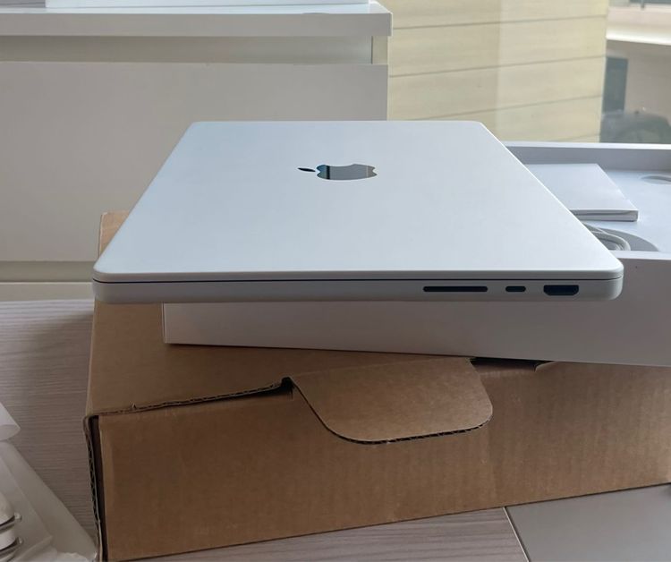MacBook Pro m4 Ram 24 1TB 14 นิ้ว รูปที่ 3