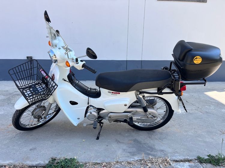 ขาย Honda Super Cub 110 ปี 2023 สีขาว แต่งแนวทัวร์ริ่ง พร้อมลุย ของแถมเพียบ