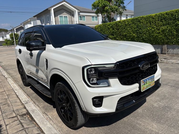 Ford Everest 2024 2.0 Titanium Plus 4WD Utility-car ดีเซล เกียร์อัตโนมัติ ขาว รูปที่ 2