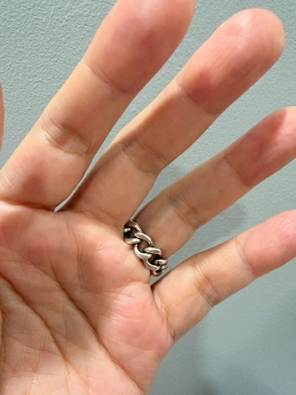เเหวนโซ่กูชชี่ (Gucci) รุ่น Logo Enamel Gourmette Chain Ring รูปที่ 6