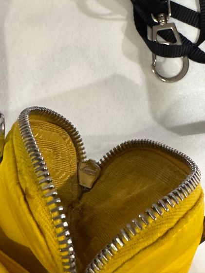 Used Prada crossbody รูปที่ 4