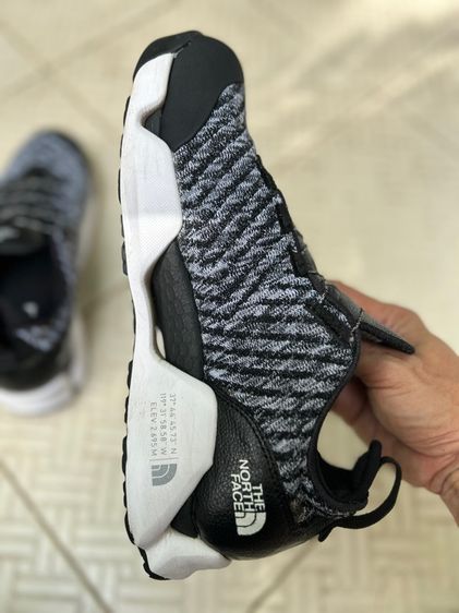 รองเท้าเดินป่า tnf รูปที่ 6