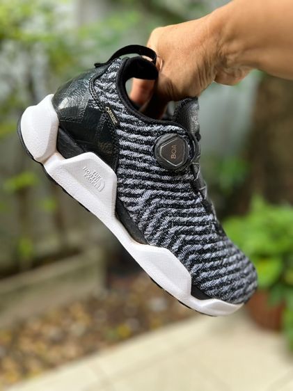 รองเท้าเดินป่า tnf รูปที่ 8