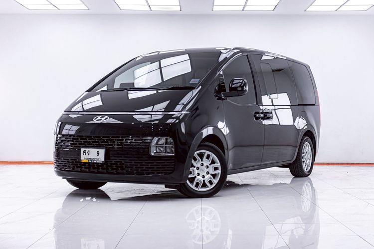 รถ Hyundai Staria 2.2 S สี ดำ