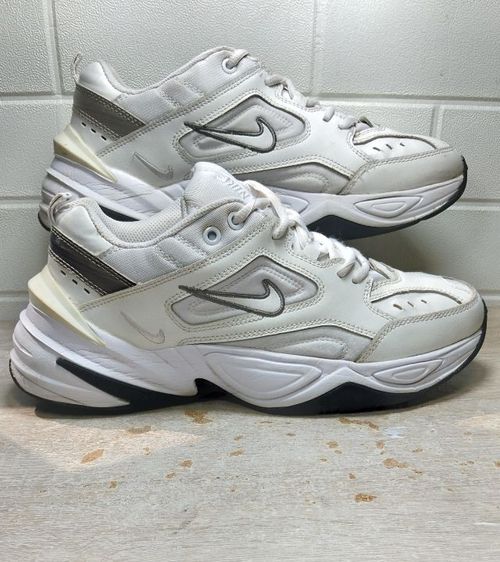 รองเท้ากีฬามือสอง Nike M2K เบอร์ 44 ยาว 28 cm .คัดพิเศษ สภาพดีพร้อมใช้งาน รูปที่ 2