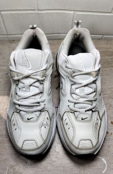 รองเท้ากีฬามือสอง Nike M2K เบอร์ 44 ยาว 28 cm .คัดพิเศษ สภาพดีพร้อมใช้งาน รูปที่ 4
