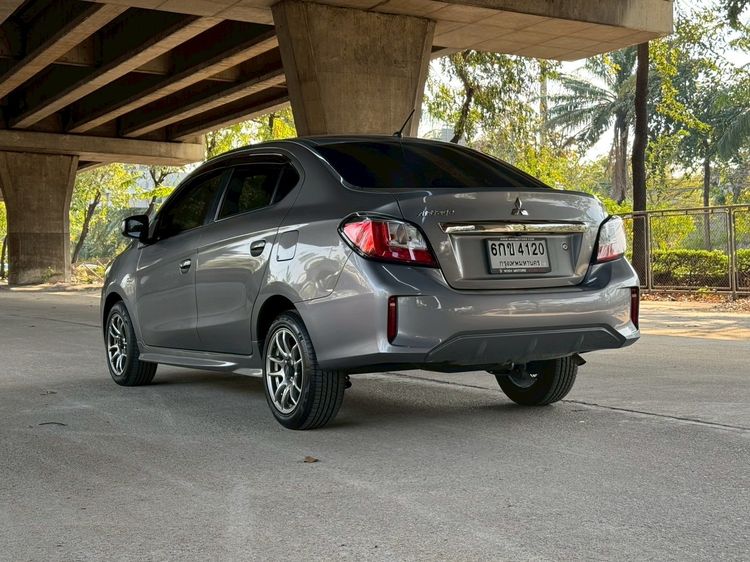 Mitsubishi Attrage 2017 1.2 GLS Sedan เบนซิน ไม่ติดแก๊ส เกียร์อัตโนมัติ เทา รูปที่ 4