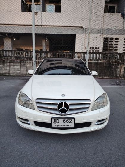 Mercedes-Benz C-Class 2011 C200 CGI Sedan เบนซิน ไม่ติดแก๊ส เกียร์อัตโนมัติ ขาว รูปที่ 4
