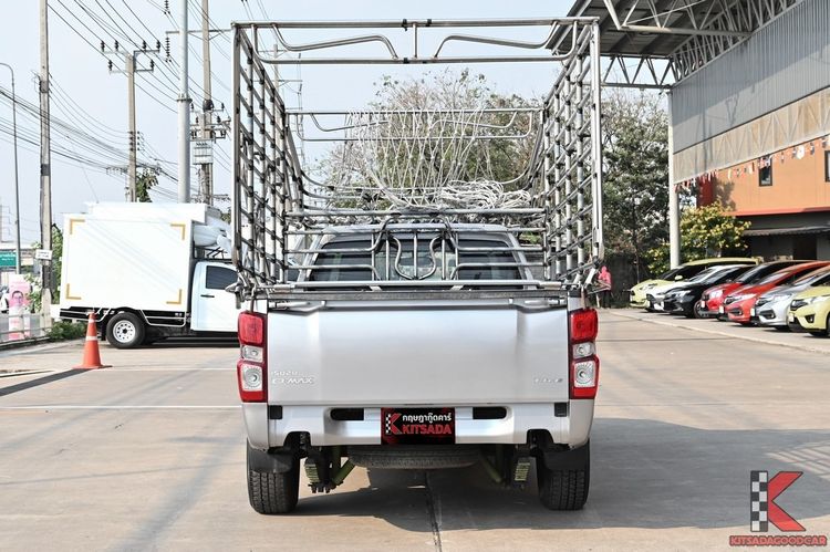 Isuzu D-MAX 2021 3.0 S Pickup ดีเซล ไม่ติดแก๊ส เกียร์ธรรมดา บรอนซ์เงิน รูปที่ 4