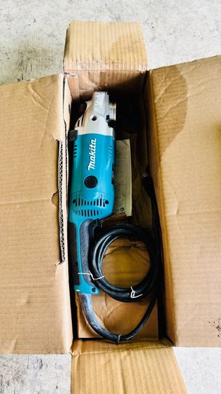 อุปกรณ์เครื่องมือช่าง เครื่องเจียไฟฟ้า 7 นิ้ว MAKITA รุ่น GA-7020 