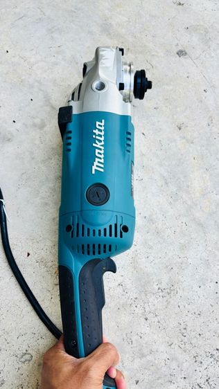 เครื่องเจียไฟฟ้า 7 นิ้ว MAKITA รุ่น GA-7020  รูปที่ 8