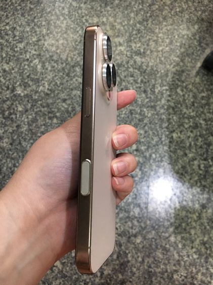 iPhone 16 Pro 256 GB รูปที่ 2