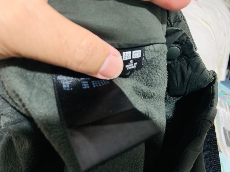 กางเกง UNIQLO แท้ 💯 size S วัดจริงเอว 27-32 ใส่ได้ ผ้ายืดหยุ่นดีมาก สีเขียวทหาร ปรับขนาดได้  ยาว 39.5 ปลายขา 7 นิ้ว สภาพดีมาก ทรงสวย รูปที่ 9