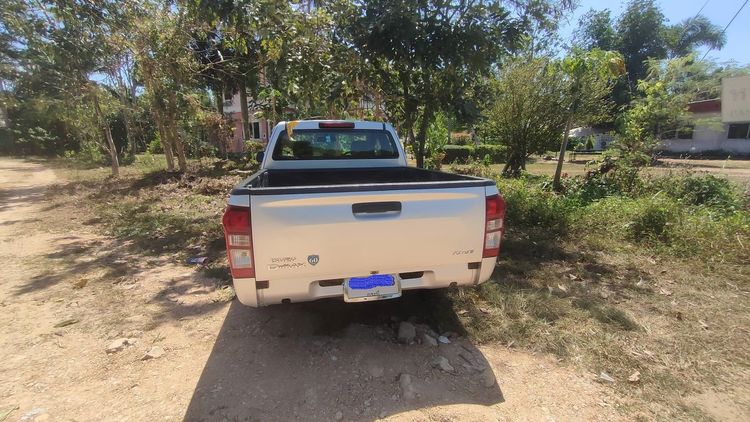 Isuzu D-MAX 2017 1.9 S Pickup ดีเซล ไม่ติดแก๊ส เกียร์ธรรมดา บรอนซ์เงิน รูปที่ 2