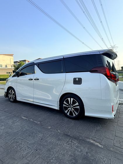 Toyota Alphard 2021 2.5 S C-Package Van เบนซิน ไม่ติดแก๊ส เกียร์อัตโนมัติ ขาว รูปที่ 3