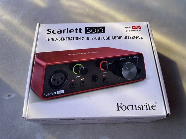 รายการโปรด Focusrite Scarlett Solo (3rd Generation)
